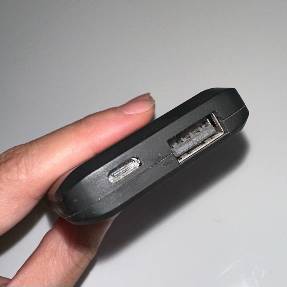 Adidas Black Portable Charger - Picture 4 of 4
